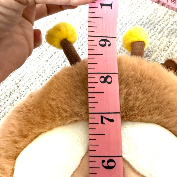 NWOTCrybaby Crying Again series Big Head bag - I’ll bring you flower Bee POPMart - Picture 14 of 15